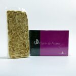 Tableta de turrón artesano de Alicante Diferente - 300 gramos